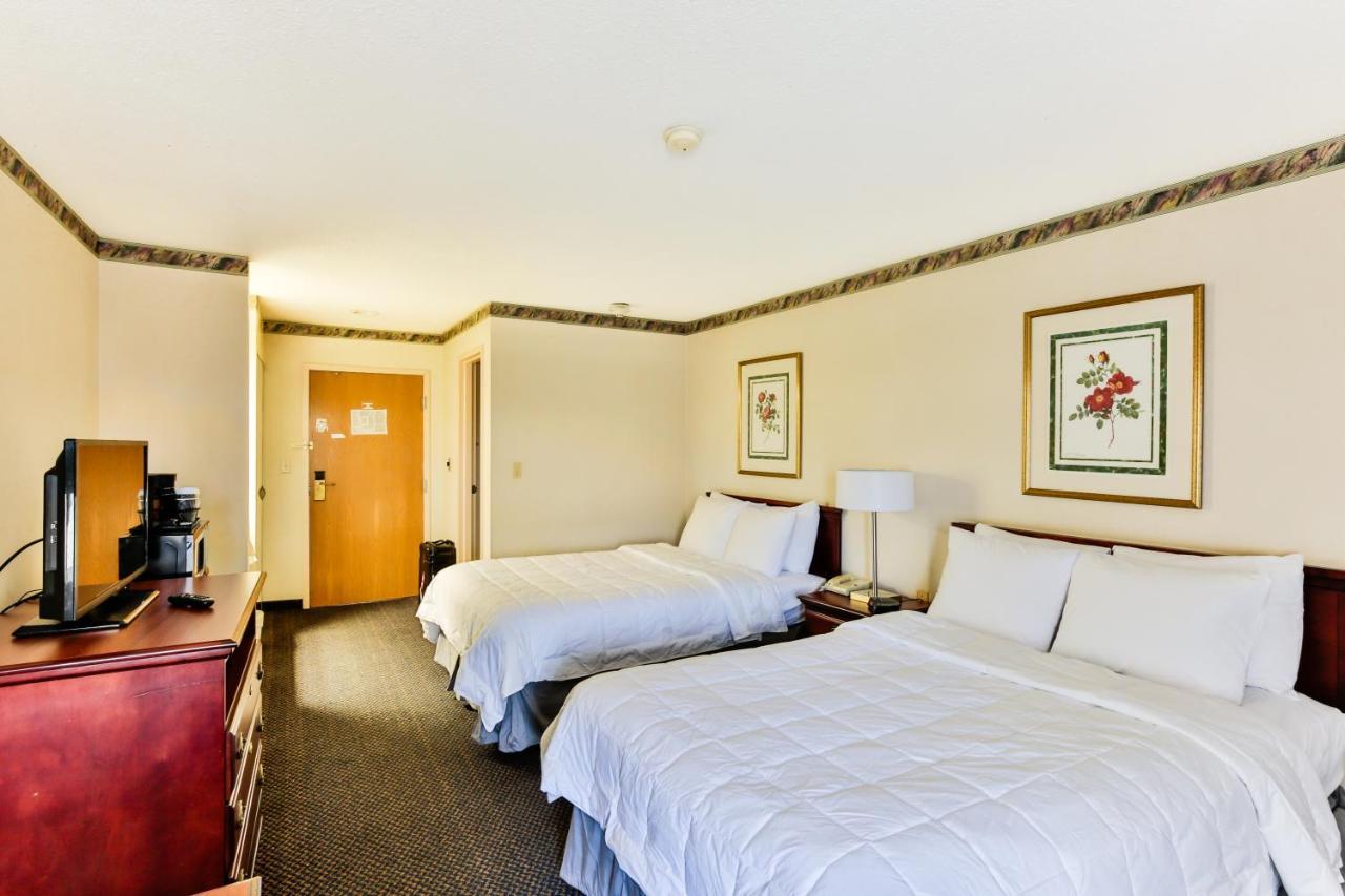The View Inn&suites / Allentown / Lehigh Airport Hotel 2*